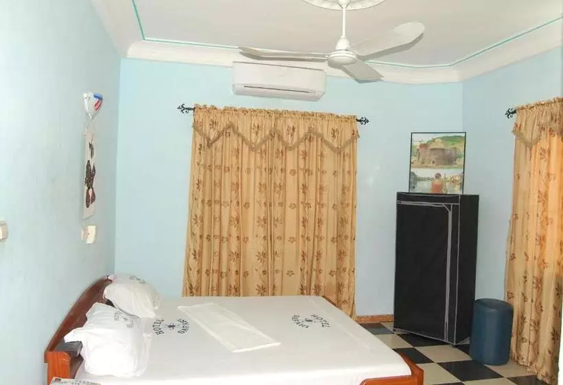 هتل Safari Cotonou