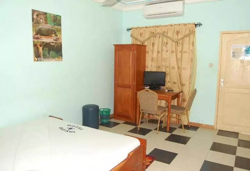 هتل Safari Cotonou