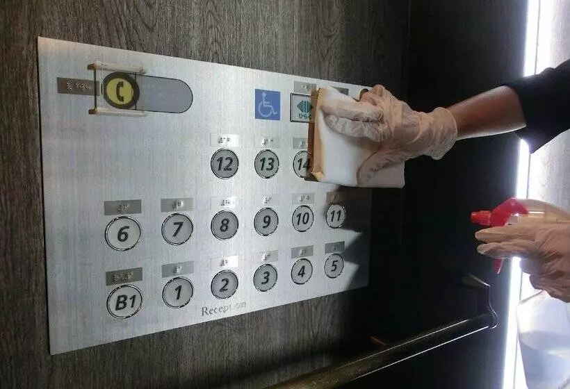 هتل The Rise Osaka Kitashinchi