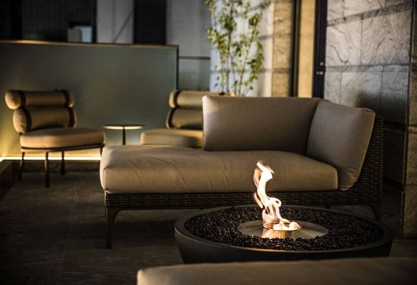 ホテル The Rise Osaka Kitashinchi