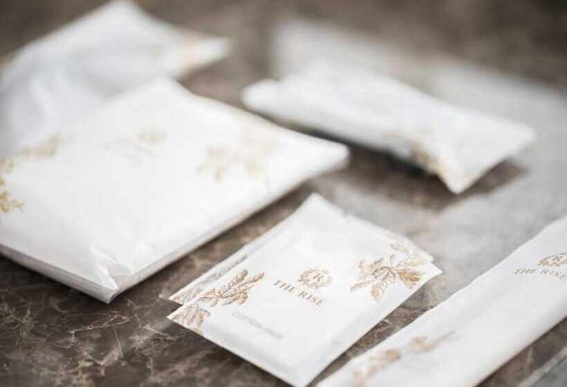 ホテル The Rise Osaka Kitashinchi