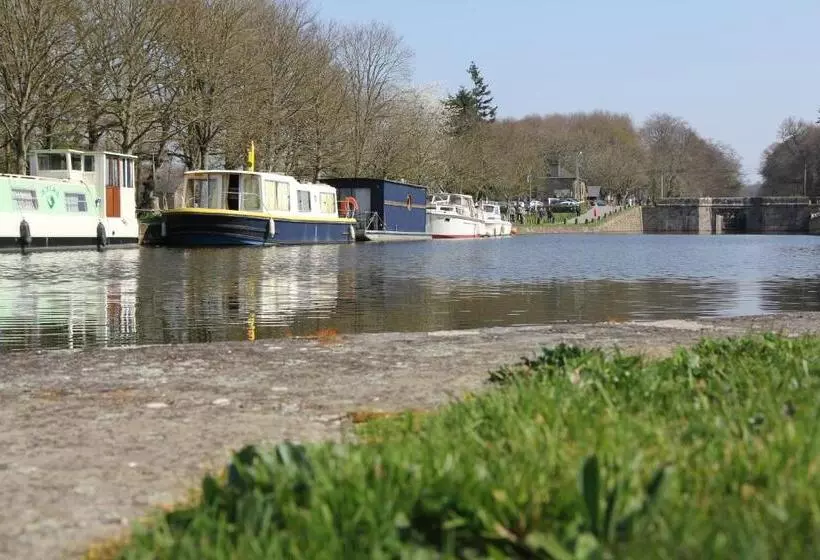 ベッドアンドブレックファースト Ille Flottante, Maison éclusière Et Hébergements Insolites Sur Le Canal