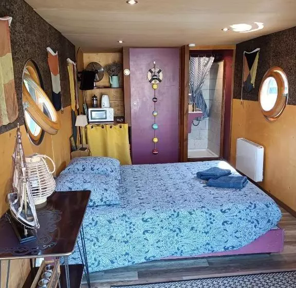 ベッドアンドブレックファースト Ille Flottante, Maison éclusière Et Hébergements Insolites Sur Le Canal