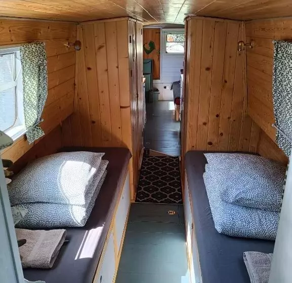 ベッドアンドブレックファースト Ille Flottante, Maison éclusière Et Hébergements Insolites Sur Le Canal