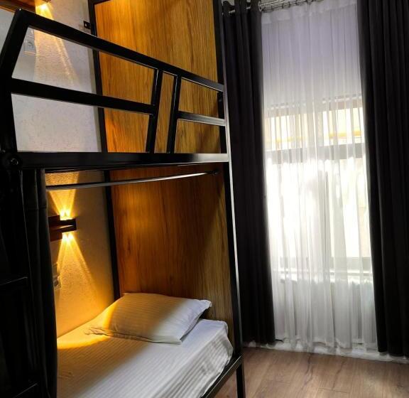 هتل Al Bukhari Boutique