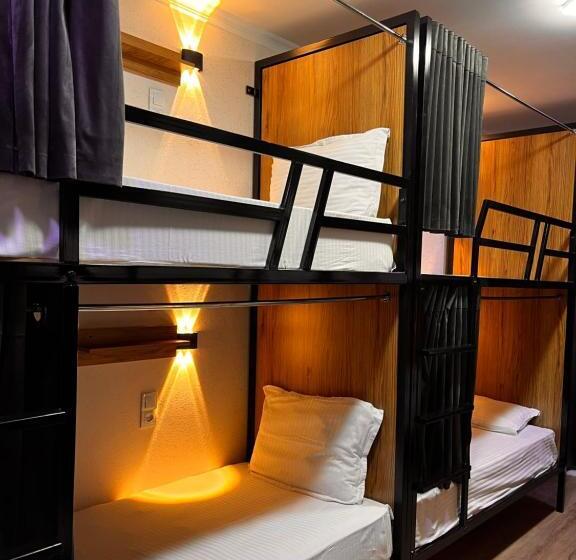 هتل Al Bukhari Boutique