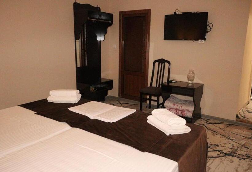 هتل Al Bukhari Boutique