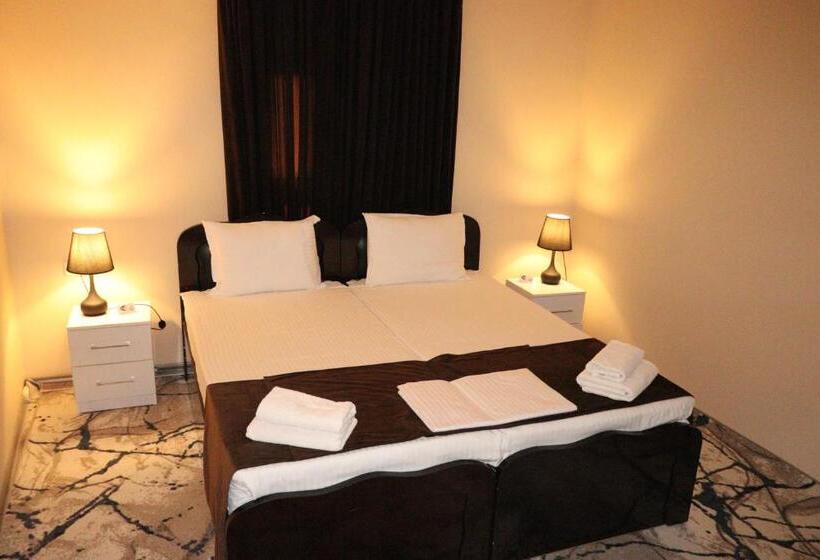 هتل Al Bukhari Boutique