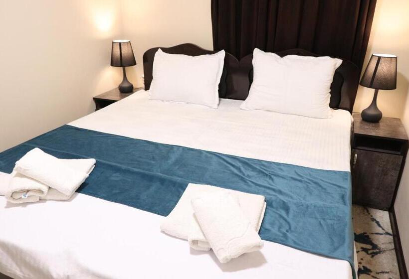 هتل Al Bukhari Boutique