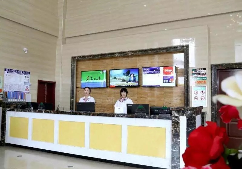 Hotelli Greentree Inn Shandong Zaozhuang Shanting Jinkeguoji Yijiaren Business