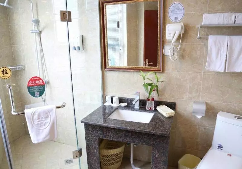 Hotelli Greentree Inn Shandong Zaozhuang Shanting Jinkeguoji Yijiaren Business