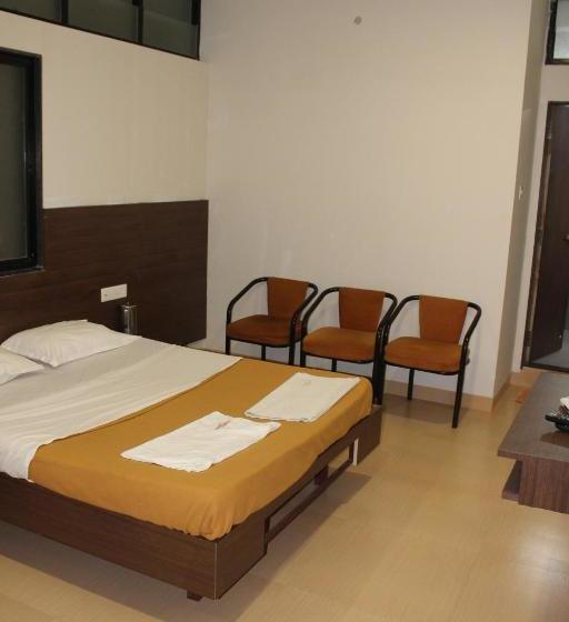 هتل Suvarn Mandir