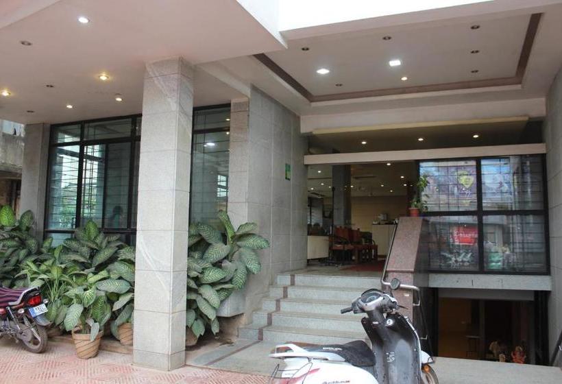 هتل Suvarn Mandir