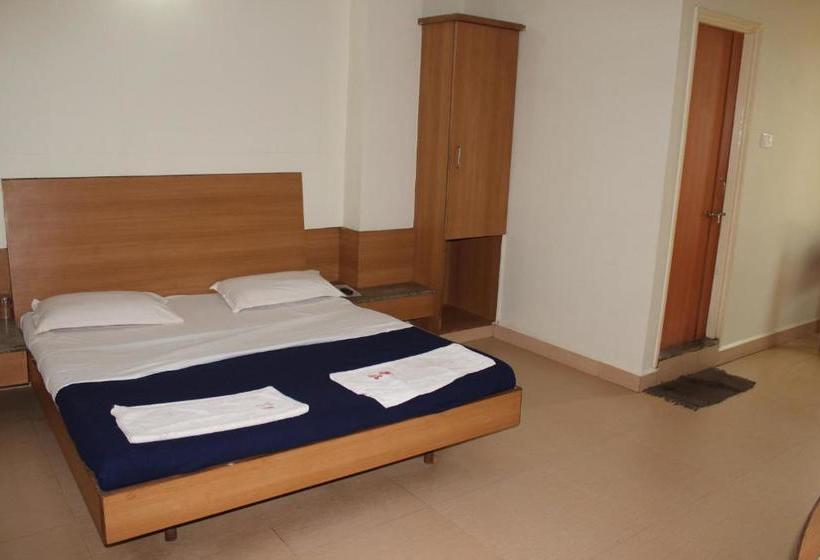 هتل Suvarn Mandir