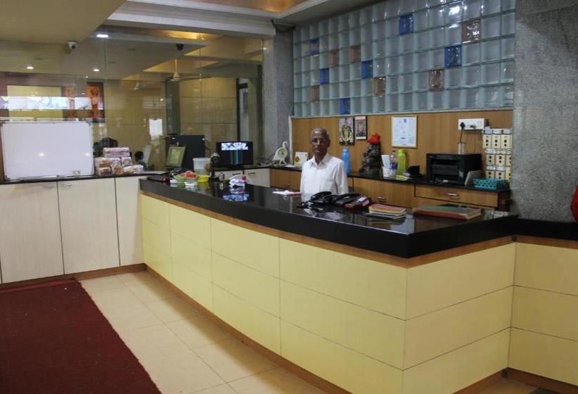 هتل Suvarn Mandir