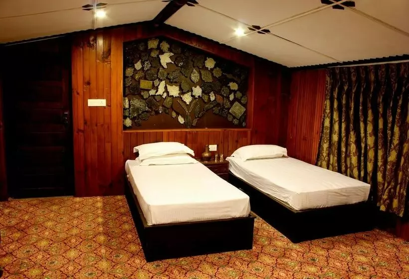 ホテル The Villagio Pahalgam