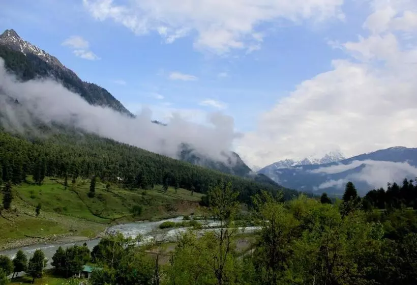 ホテル The Villagio Pahalgam