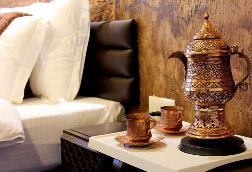 هتل The Villagio Pahalgam