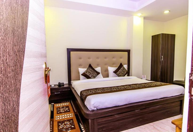 Hotel Flagship 6793  Cz