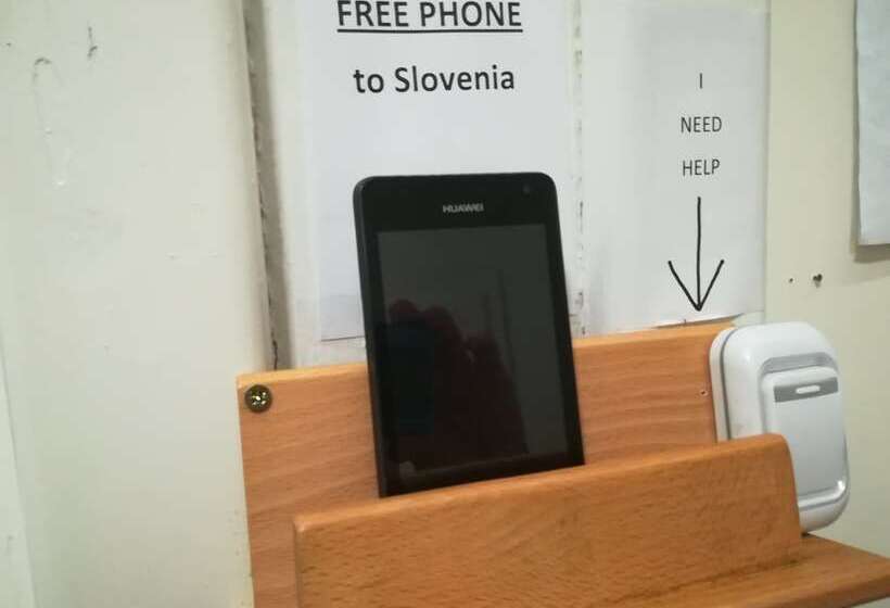 هاستل Family Guesthouse Greenslo