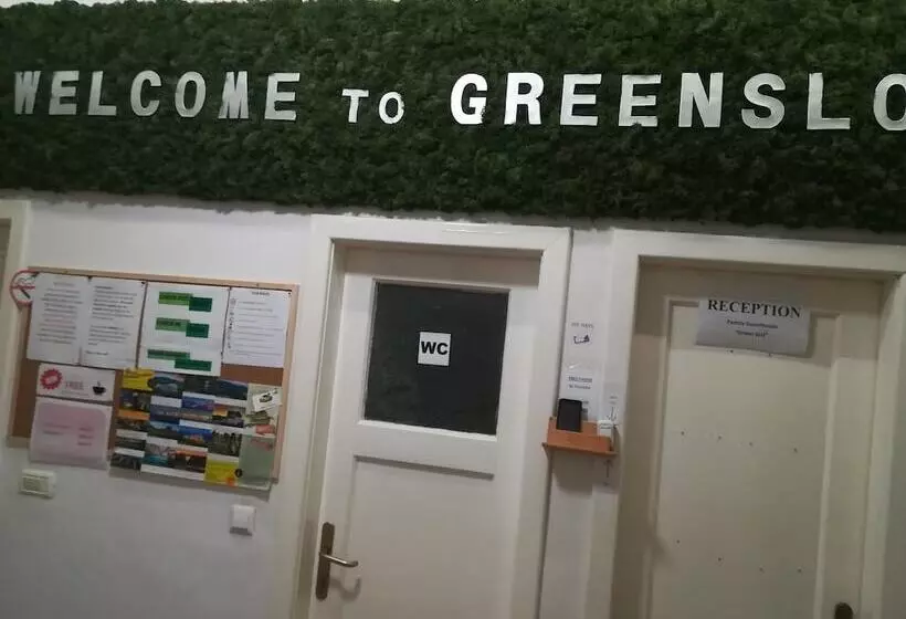 هاستل Family Guesthouse Greenslo