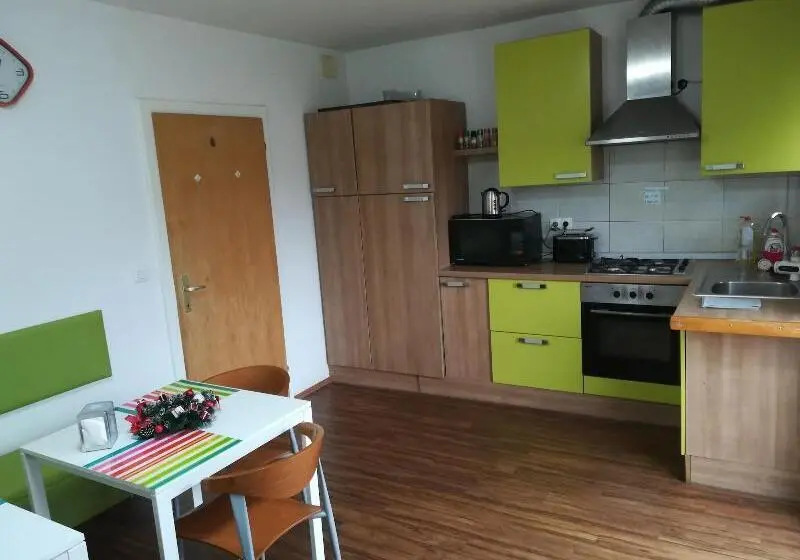 هاستل Family Guesthouse Greenslo