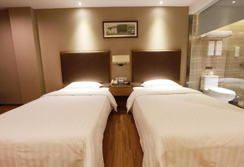 בית מלון כפרי Ane Grand