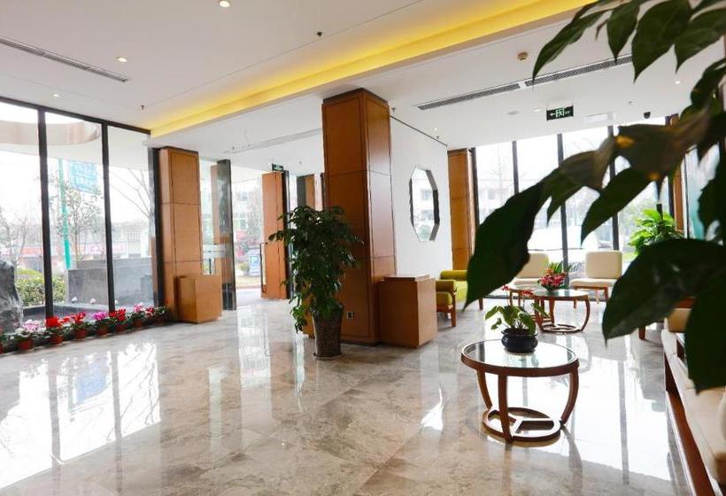 בית מלון כפרי Ane Grand