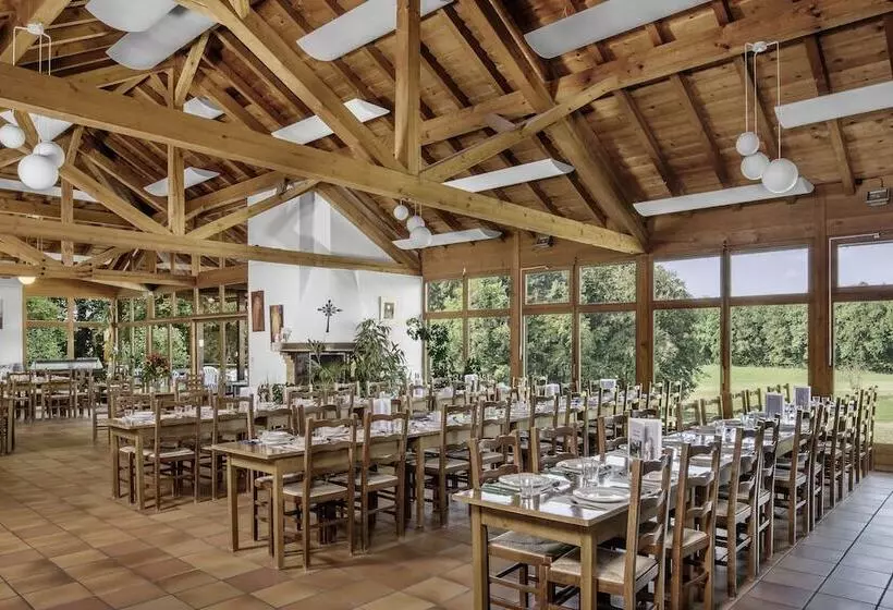 ホテル Crêt Bérard