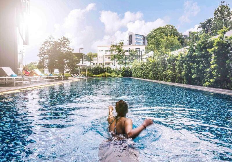 Mercure Singapore On Stevens