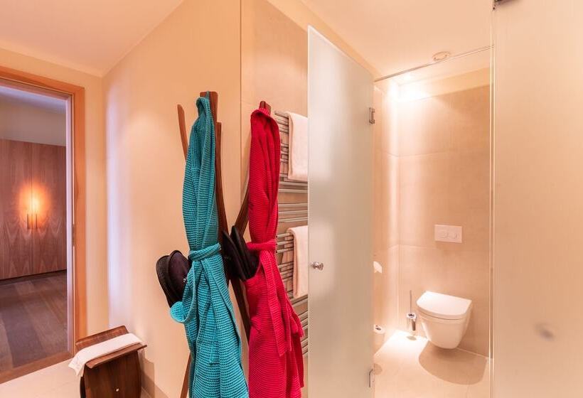 هتل Orania.berlin