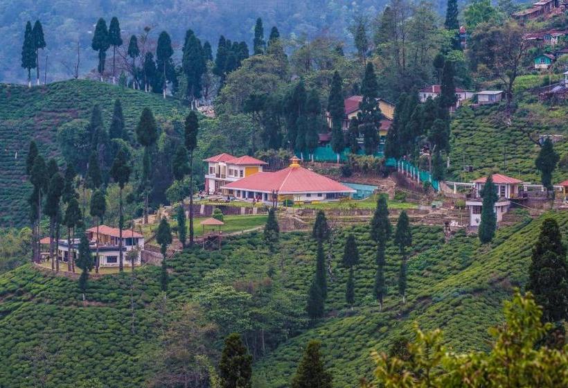 Resort Chamong Chiabari