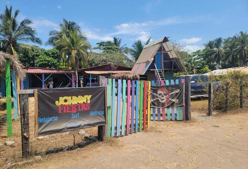הוסטל Johnny Fiestas