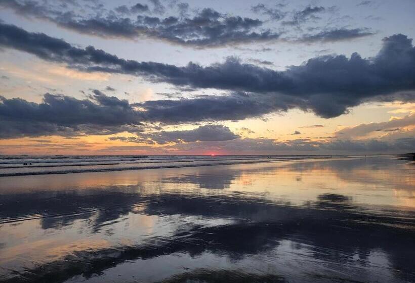 הוסטל Johnny Fiestas