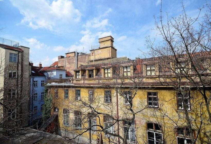 Albergue Travel&joy Backpackers