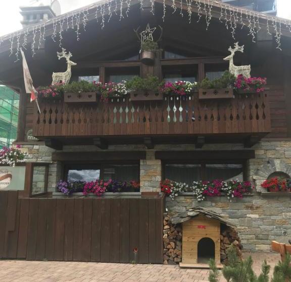 مبيت وإفطار Chalet Matterhorn Francois Central Ski Chalet With Spa And Breakfast, 100mt Lift