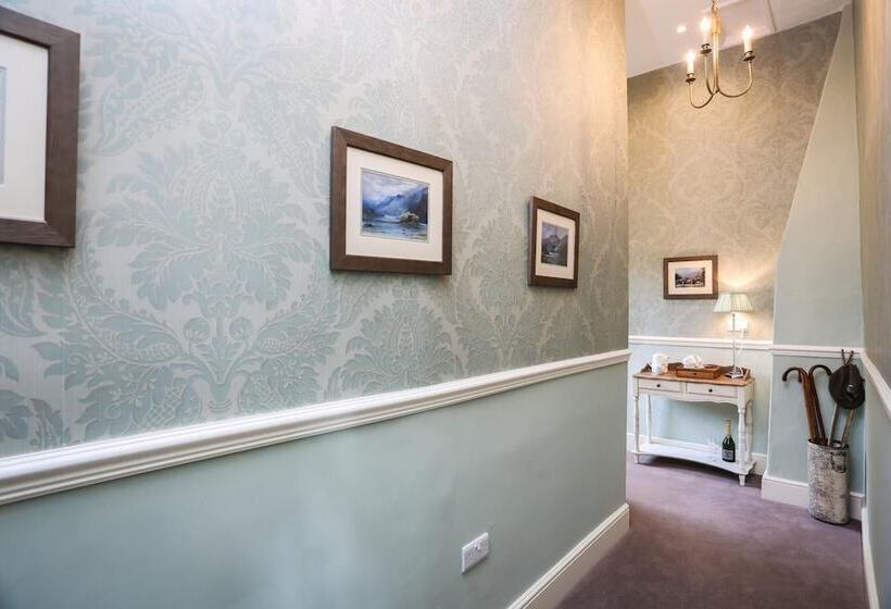 Bed and Breakfast Hooton Pagnell Hall