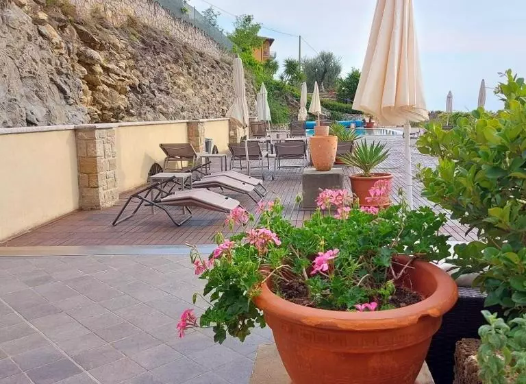 تختخواب و صبحانه Villa Treccani Apartments