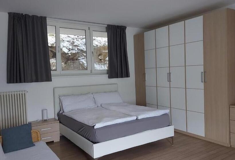 تختخواب و صبحانه Villa Treccani Apartments