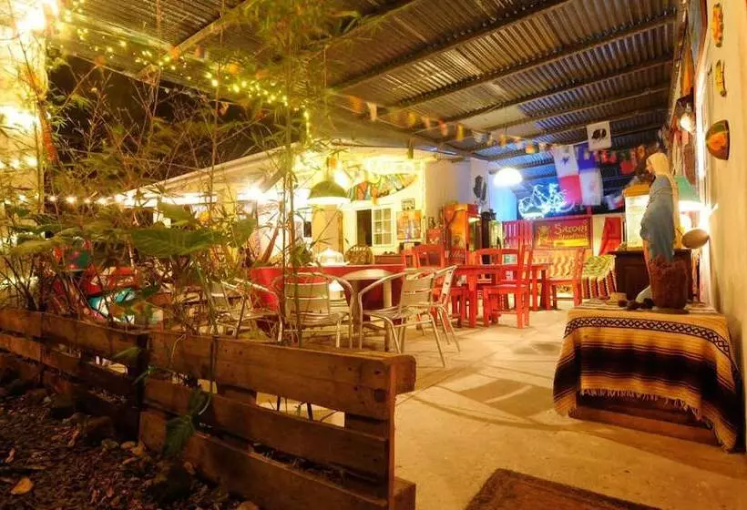 Retkeilymaja Hostal La Casa De Juan