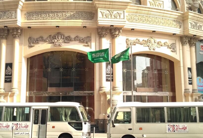 Отель 1 Land Premium