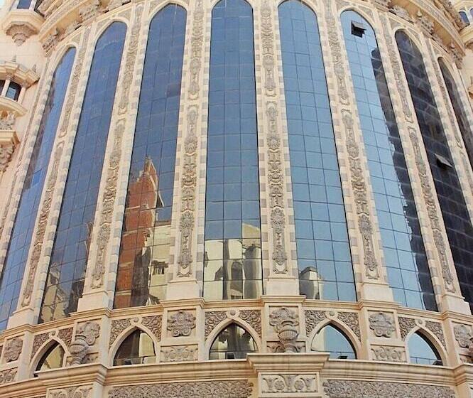 Отель 1 Land Premium