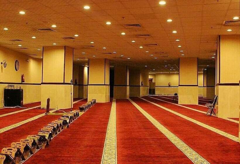 Отель 1 Land Premium