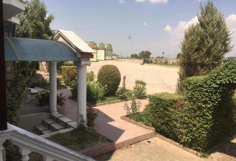 هتل Villa Kabashi