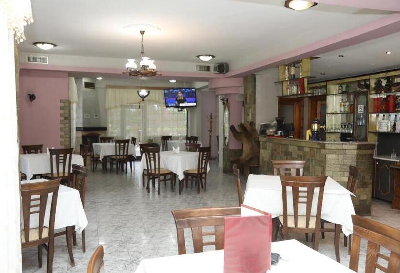 هتل Villa Kabashi