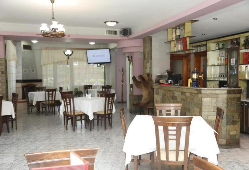 هتل Villa Kabashi