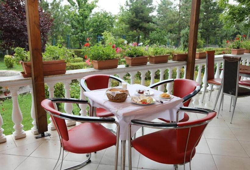 هتل Villa Kabashi