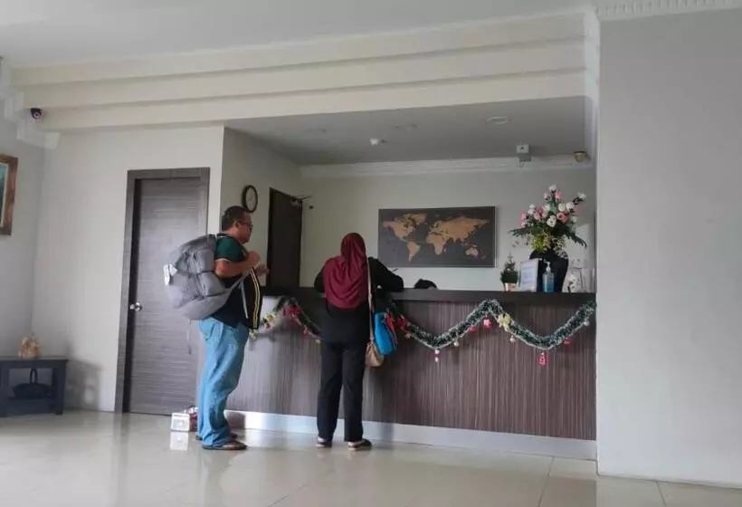 Hotel Yew