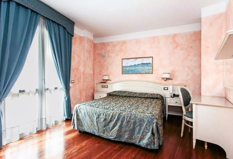 Hotelli Bologna