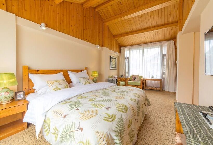 Отель C Est La Vie Boutique Inn